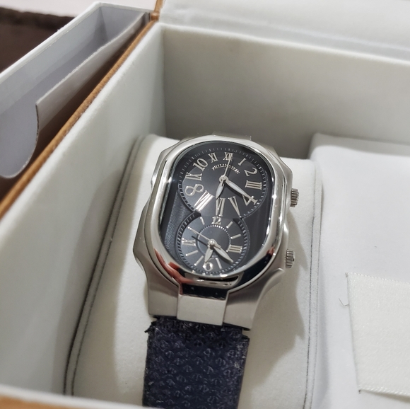 Watch - Picture 3 of 16